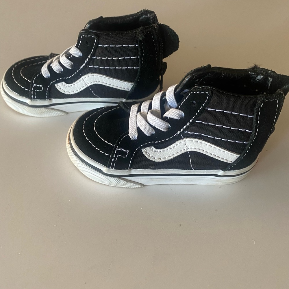 high top vans toddler size 4.5